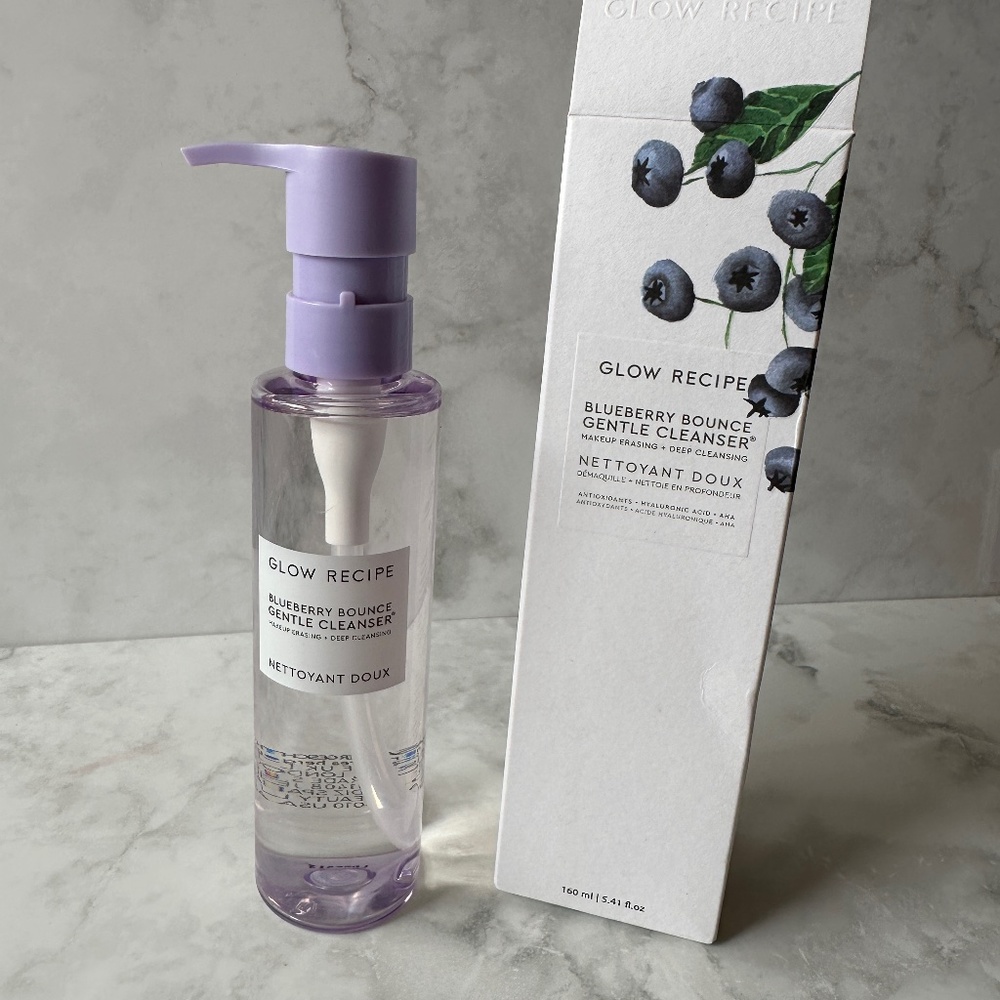 Glow Recipe Blueberry Bounce Gentle Cleanser
